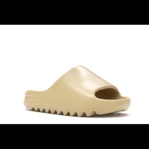 Brand New Dessert Sand Yeezy Slides